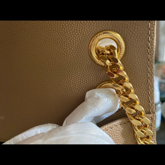 ❌TRADED❌BNWT Medium Envelope triquilt - Picture 10 of 15